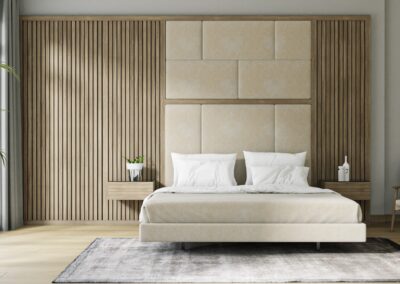 Dormitorio estilo moderno con gran cabecero de listones de madera y textil.